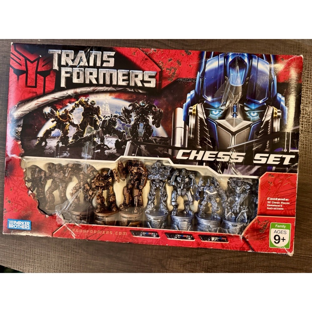 TRANSFORMERS V.S. DECEPTICONS Chess Set 2007 Hasbro‎ Parker Brothers Paramount